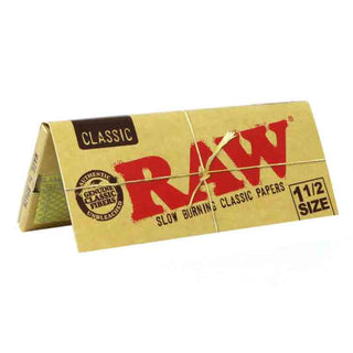 RAW Classic 1 1/2 Size Rolling Papers